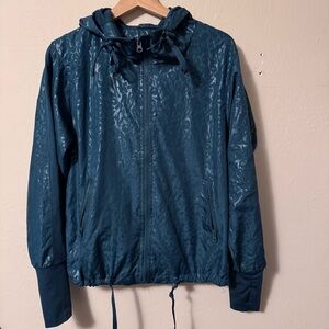 Zyia athletic windbreaker jacket teal animal print Size Medium
